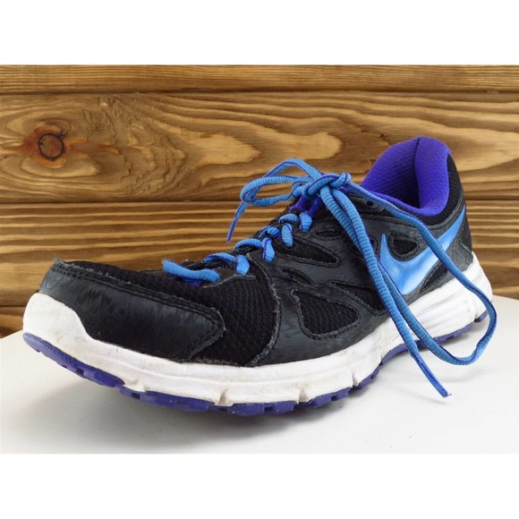 Nike Size 9 Sneaker Black Synthetic Medium Revolution 2 Lace Up Women - Picture 1 of 11